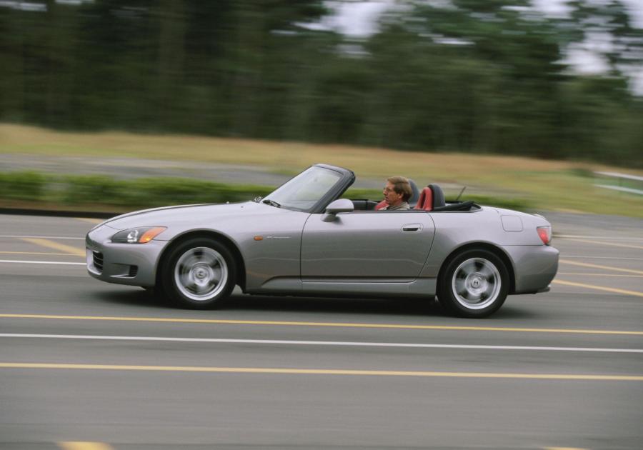  Honda S2000 1999 года  (фото 25 из 45)